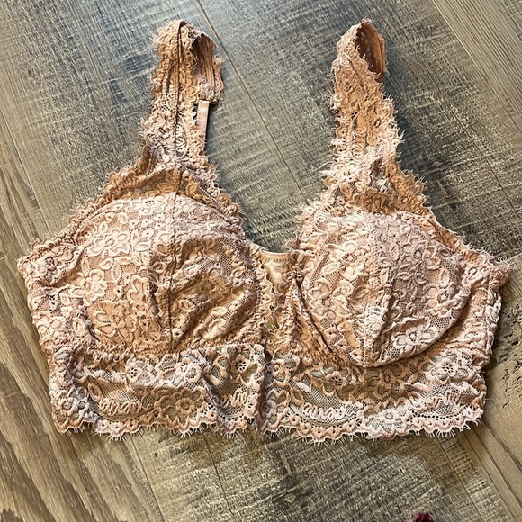 lacy bralettes Small/medium bundle - Picture 4 of 5